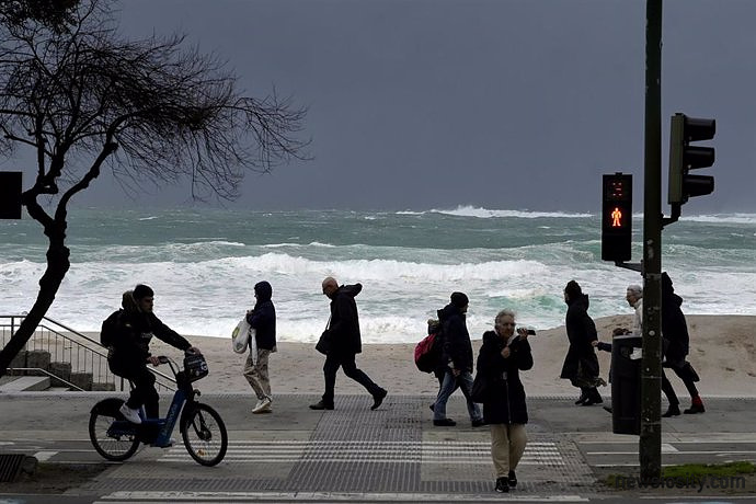 Gelber Alarm für die gesamte galizische Küste an diesem Freitag aufgrund von Wellen