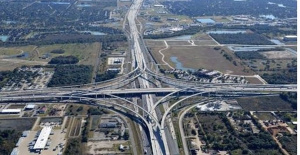 ACS fällt nach der Neuverhandlung des Autobahnvertrags in Texas um fast 4 %