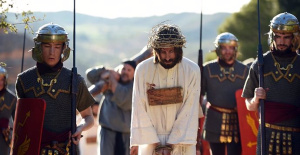 Das Drama vom Kreuz von Alcorisa bereitet sich mit einer Ausstellung über das Heilige Grabtuch auf den Karfreitag vor